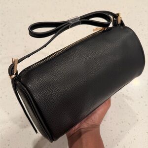 Black Leather Barrel shoulder Bag